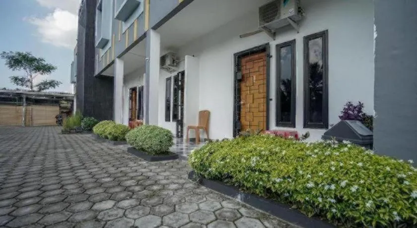 Hotel O Green Palm Kostel Syariah