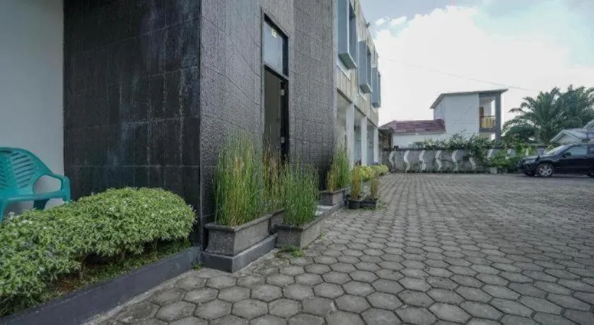 Hotel O Green Palm Kostel Syariah