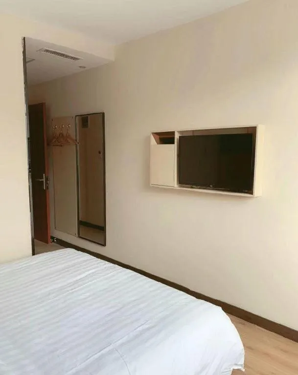 Bed in 7 Days Premium· Tianjin Binhai International Airport