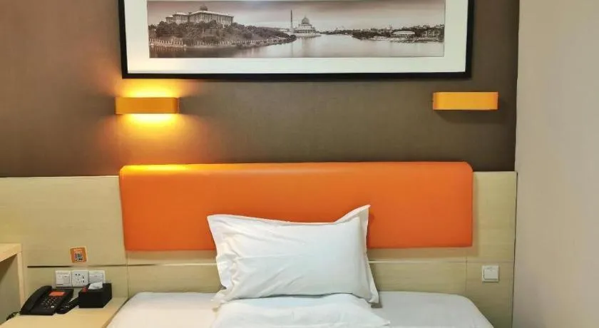 Bed in 7 Days Premium· Tianjin Binhai International Airport