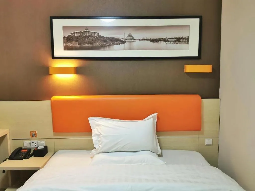 Bed in 7 Days Premium· Tianjin Binhai International Airport