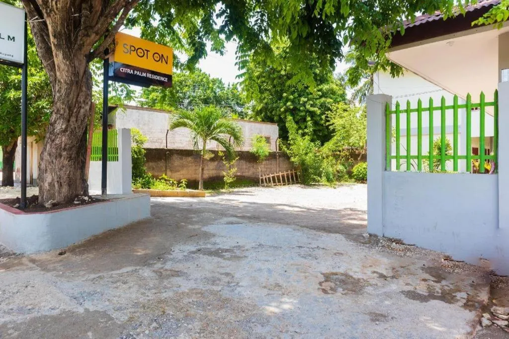 SPOT ON 2318 Citra Palm Residence