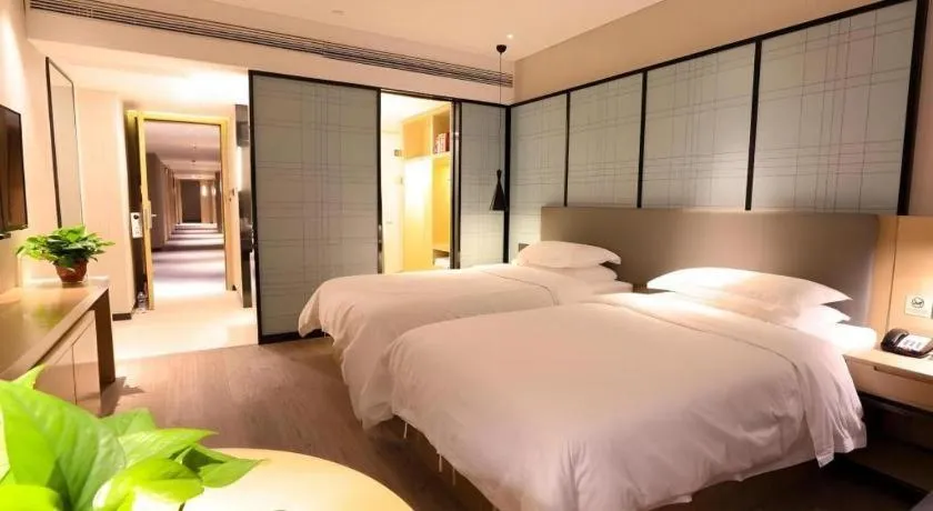 Bed in GreenTree Eastern Hotel Hunan Changsha Xinsha Luositang Metro Station