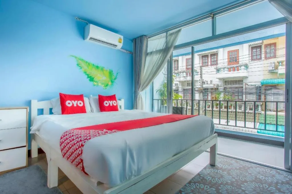 Bed in OYO 75303 V Home Guesthouse Sunday Night Market