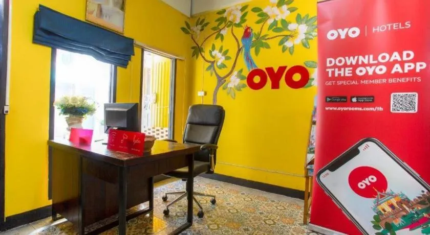 OYO 75303 V Home Guesthouse Sunday Night Market