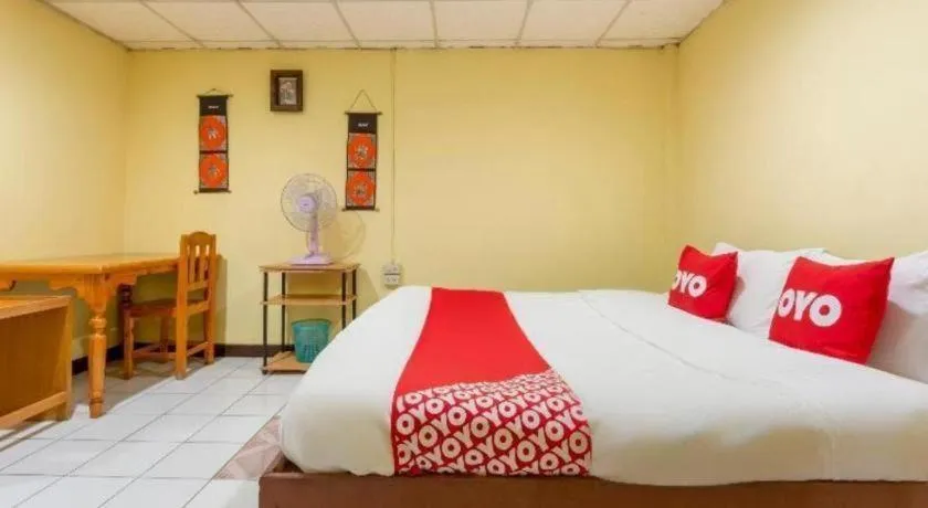 Bed in OYO 1000 Maetang Hotel
