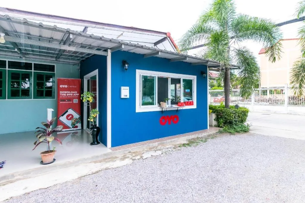 OYO 981 Fluke and Flame Cha Am