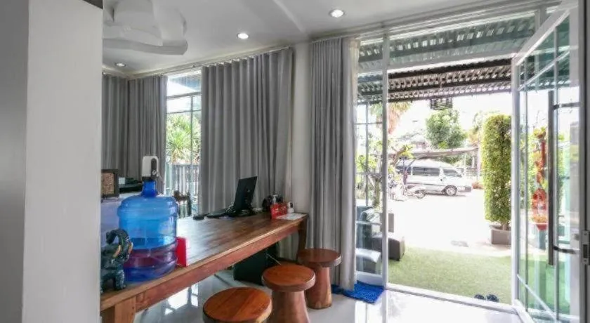 OYO 75305 T Park Pak Chong