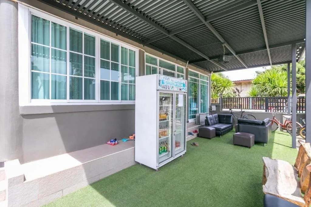 OYO 75305 T Park Pak Chong