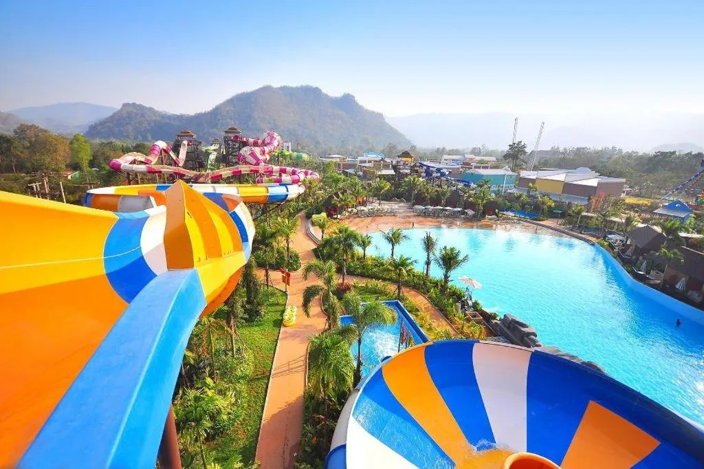 OYO 75305 T Park Pak Chong