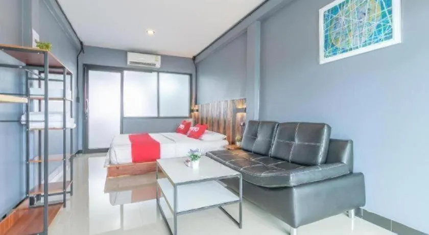 OYO 75305 T Park Pak Chong