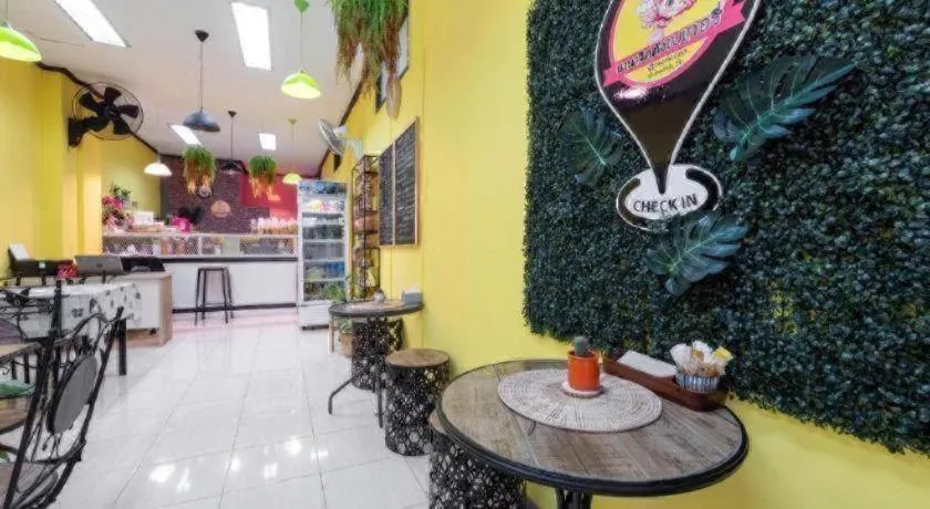 OYO 75327 Diyana Residence