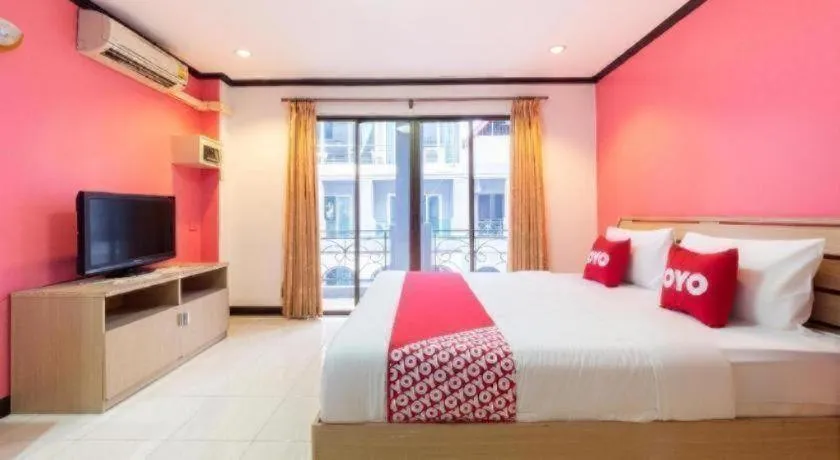 Bed in OYO 75327 Diyana Residence