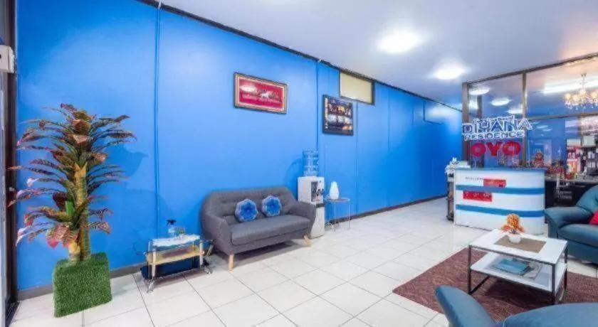 OYO 75327 Diyana Residence