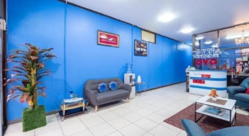 OYO 75327 Diyana Residence