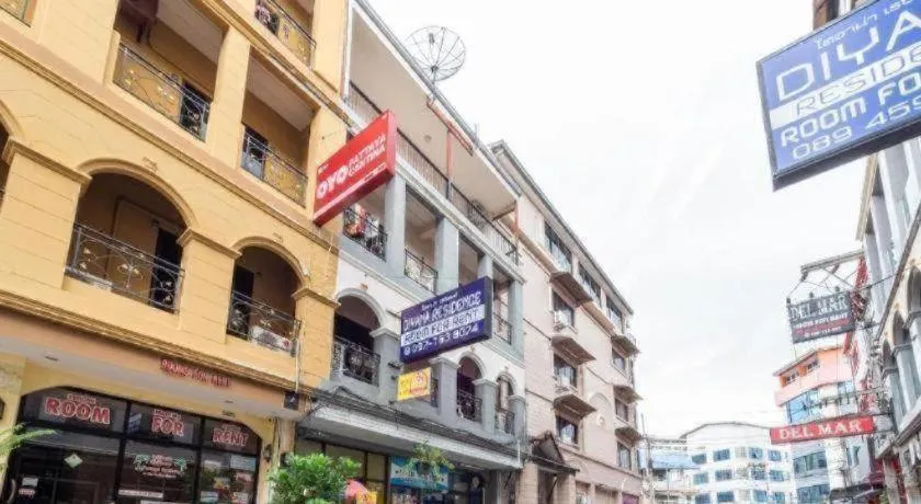 OYO 75327 Diyana Residence