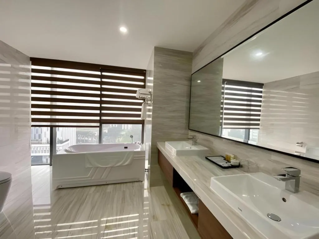 Bed in Khach san Toan Thang Stone