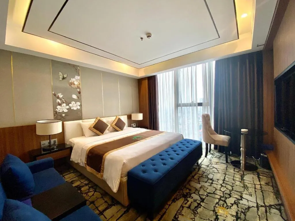 Bed in Khach san Toan Thang Stone