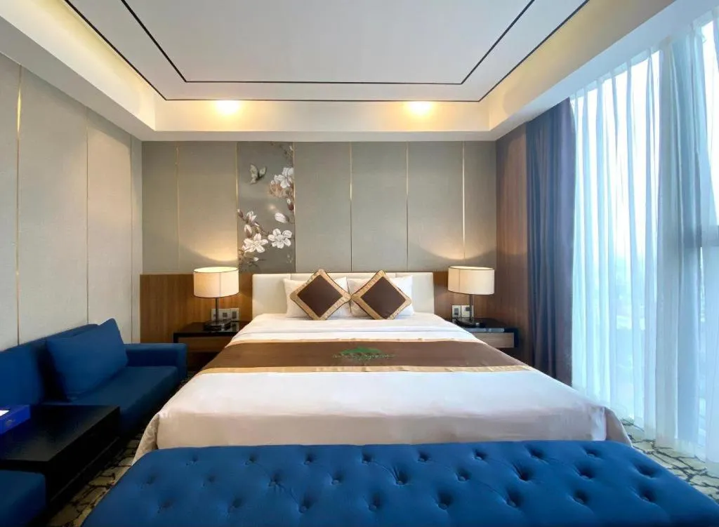 Bed in Khach san Toan Thang Stone