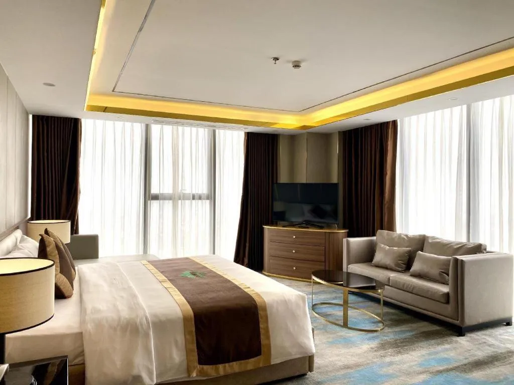 Bed in Khach san Toan Thang Stone