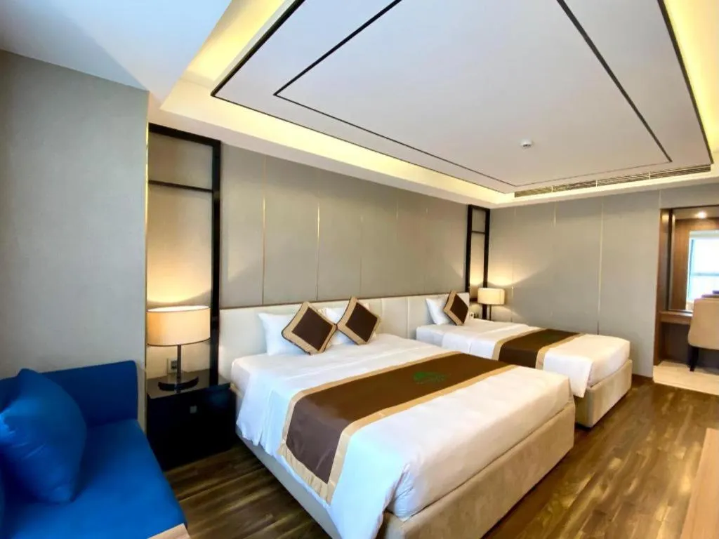 Bed in Khach san Toan Thang Stone