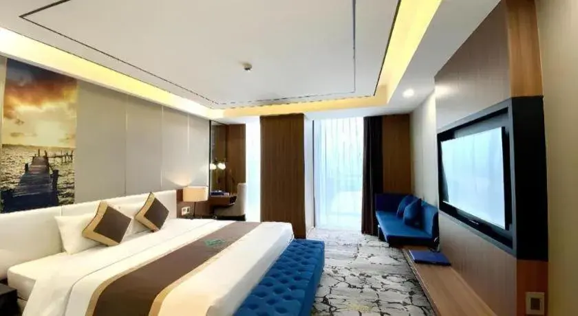 Bed in Khach san Toan Thang Stone Bed in Khach san Toan Thang Stone