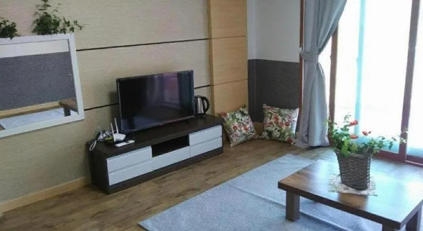 Hyundai Elliot Hotel and Resort