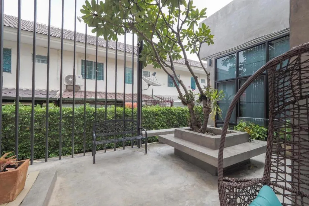 OYO 75368 Demadre Resort