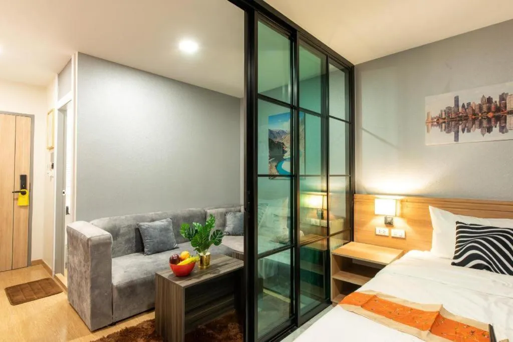 Bed in Metro Hotel Ratchada 36