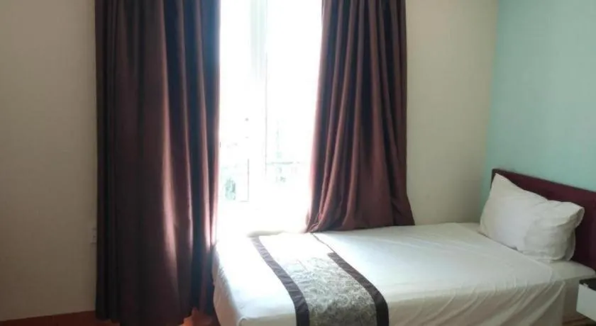 OYO 1167 Haya Hotel