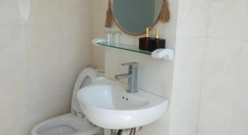 OYO 1167 Haya Hotel