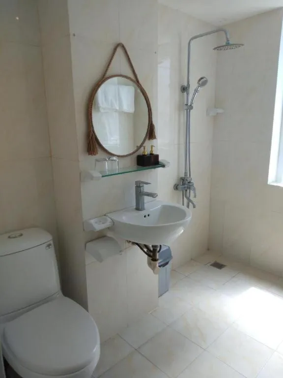 OYO 1167 Haya Hotel