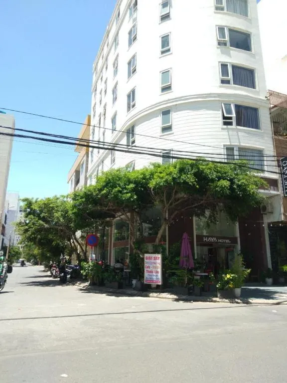 OYO 1167 Haya Hotel