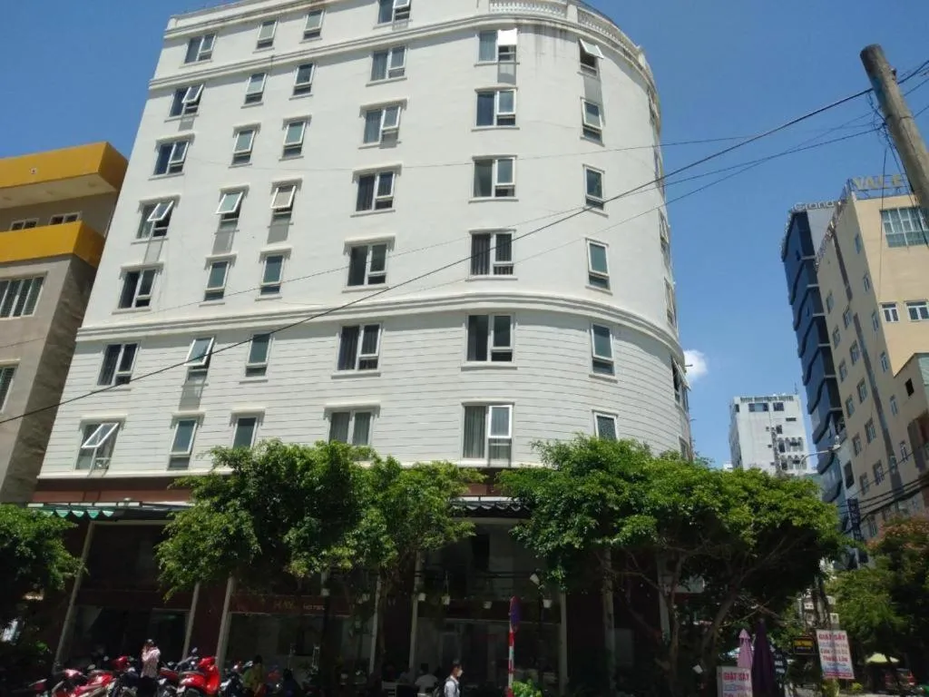 OYO 1167 Haya Hotel