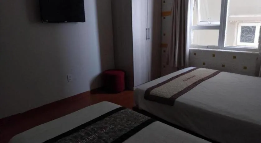 OYO 1167 Haya Hotel