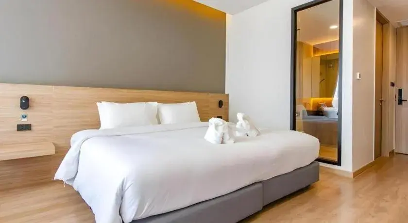 Bed in Chewa Khong Hotel Nakhon Phanom Bed in Chewa Khong Hotel Nakhon Phanom