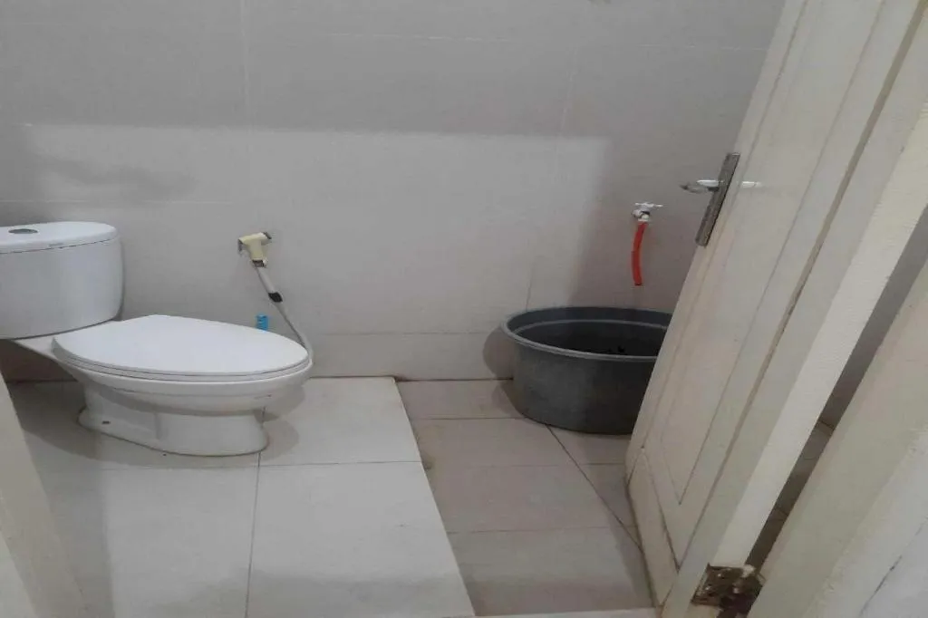 EXPRESS O 91662 Kost Rumah Kaca