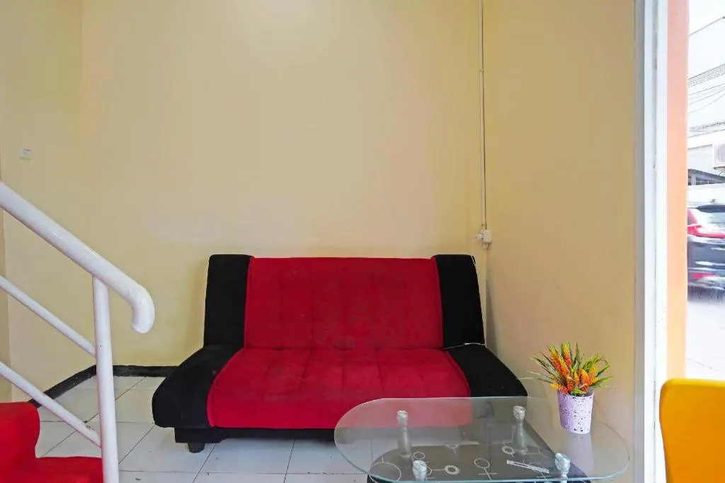 OYO 91727 Luxury Homestay Sidoarjo