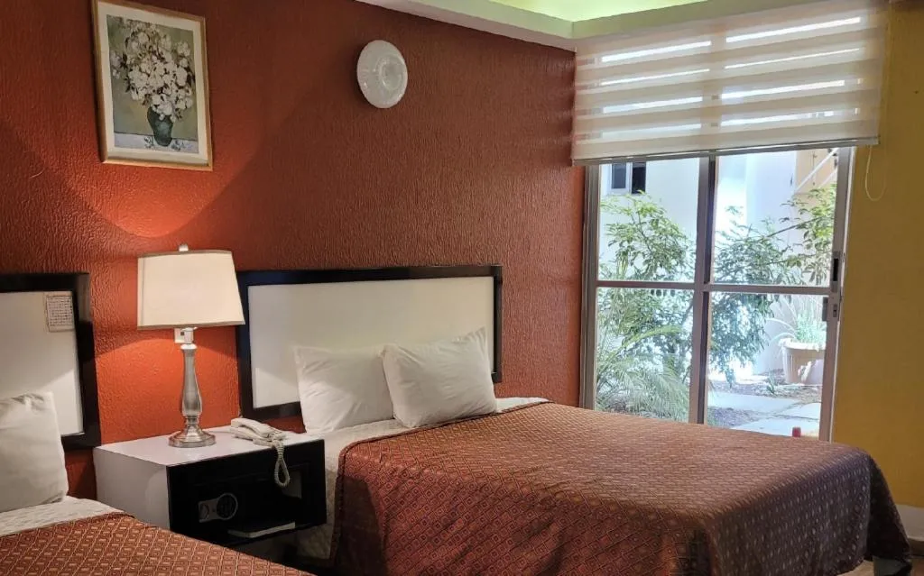 Bed in Hotel del Valle Inn