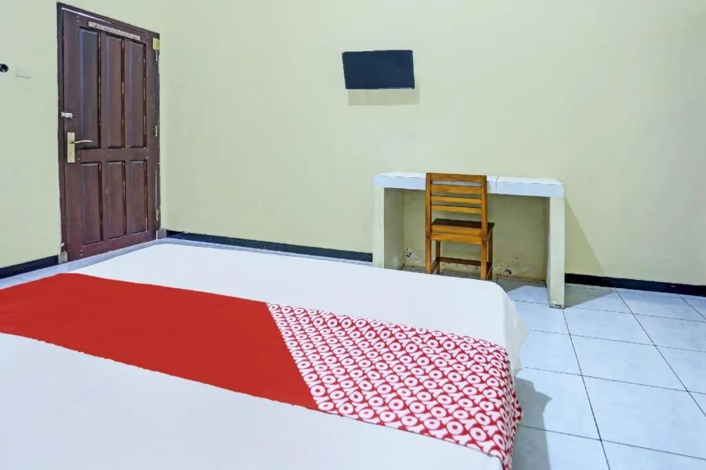 OYO 92387 Ratu Homestay Syariah