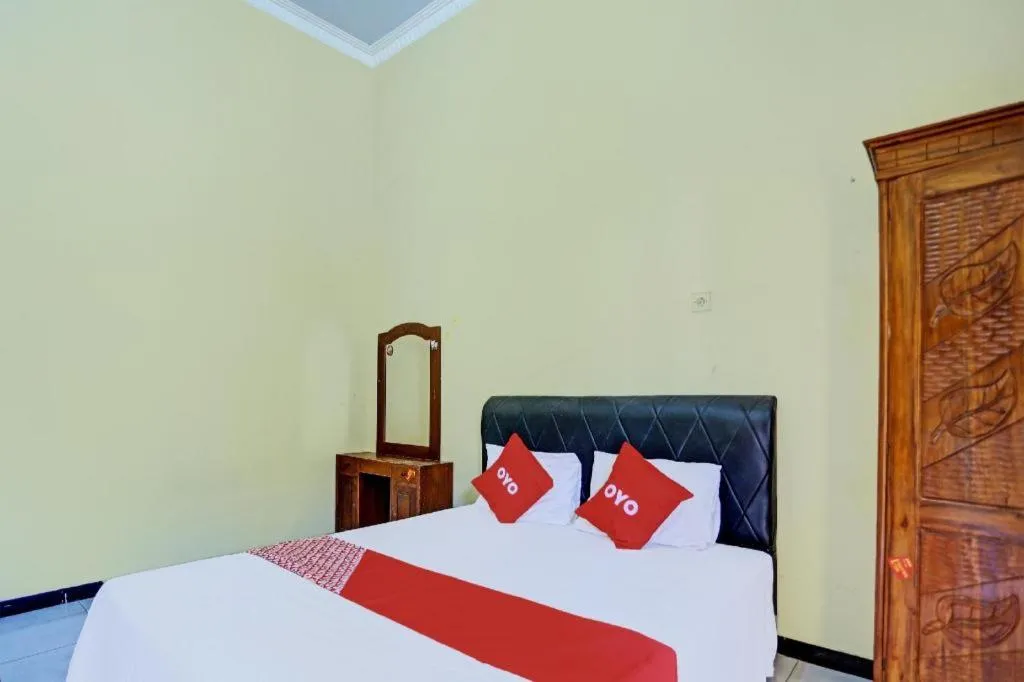 OYO 92387 Ratu Homestay Syariah