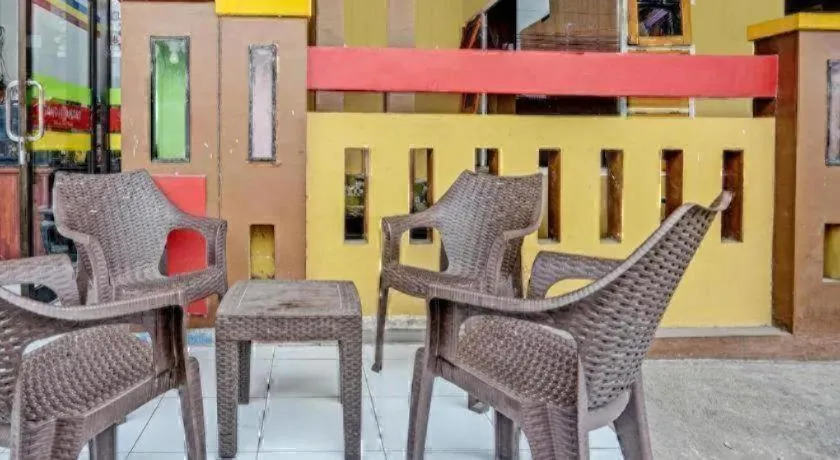 Hotel O Griya Sandi Residence Family NearPantai Boom