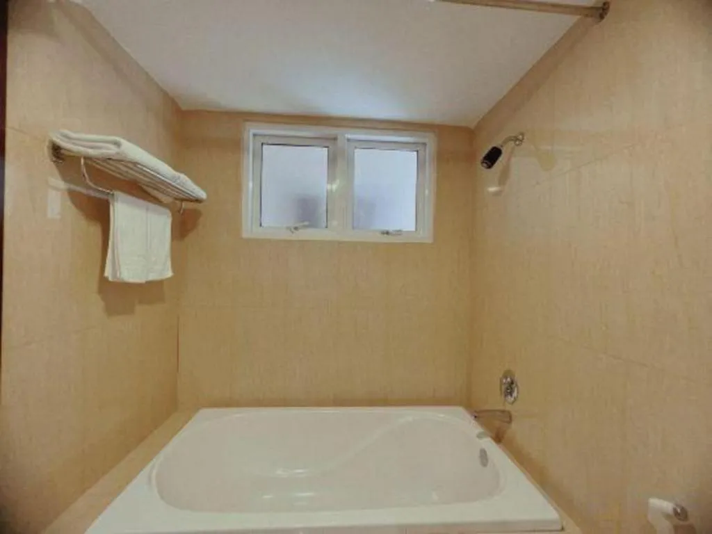 Nha Trang Crystal Hotel