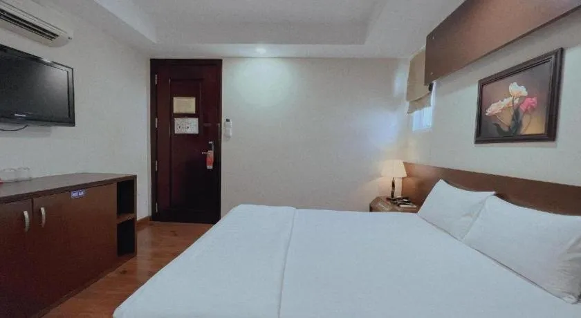 Bed in Nha Trang Crystal Hotel