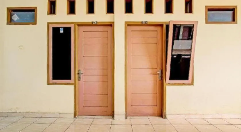 OYO Life 92663 Karmel 6