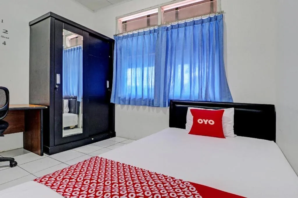 Bed in OYO Life 92630 Siliwangi Residence 63
