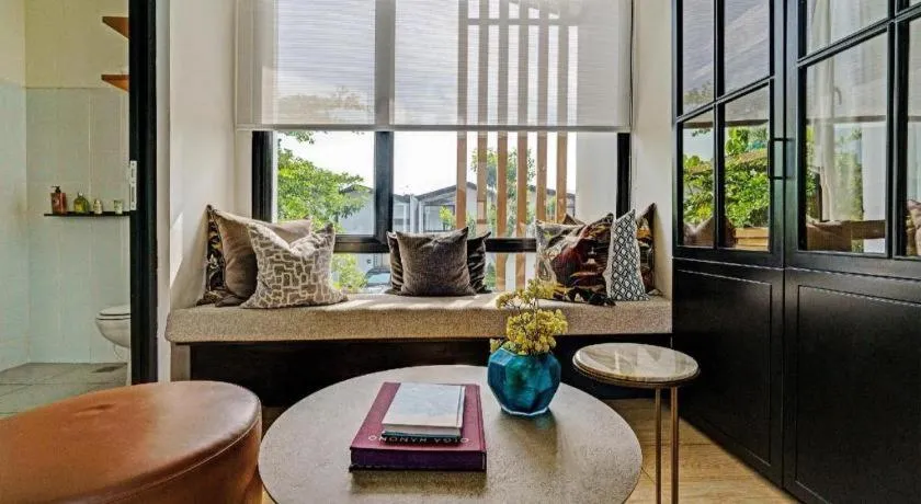 OYO Life 92719 Rolling Hills Residence Karawang