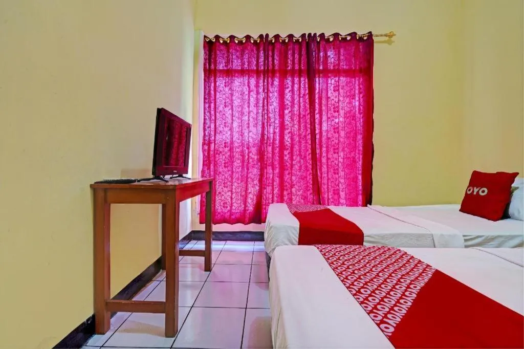 Bed in Hotel O P3 Guest House