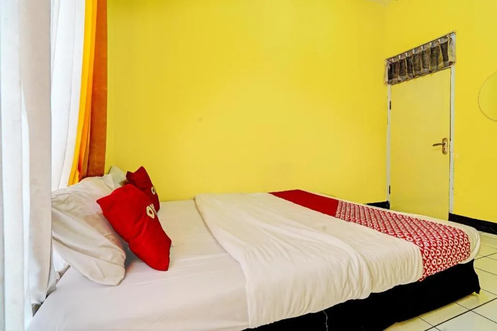 Bed in Hotel O P3 Guest House