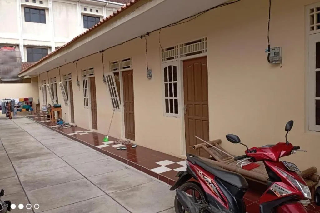 Hotel O Guest House Wijaya Syariah Near alun alun kota purwokerto